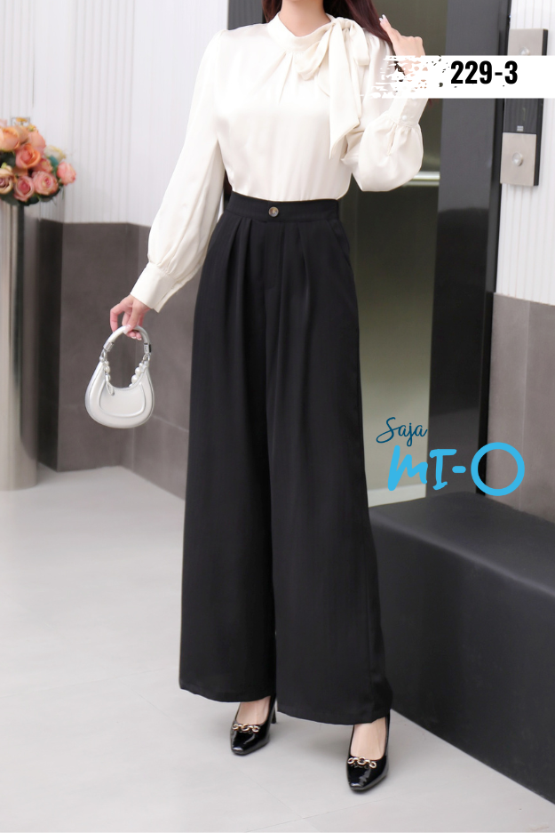 High-waisted premium wide-leg trousers